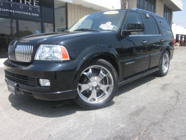 2005 Lincoln Navigator Coupe