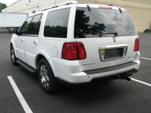 2005 Lincoln Navigator Sport W/navigation