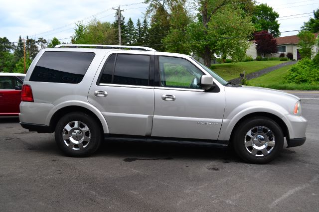 2006 Lincoln Navigator QUAD CAB Sport 1500 Down