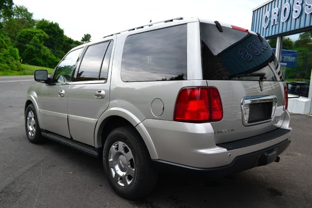 2006 Lincoln Navigator QUAD CAB Sport 1500 Down