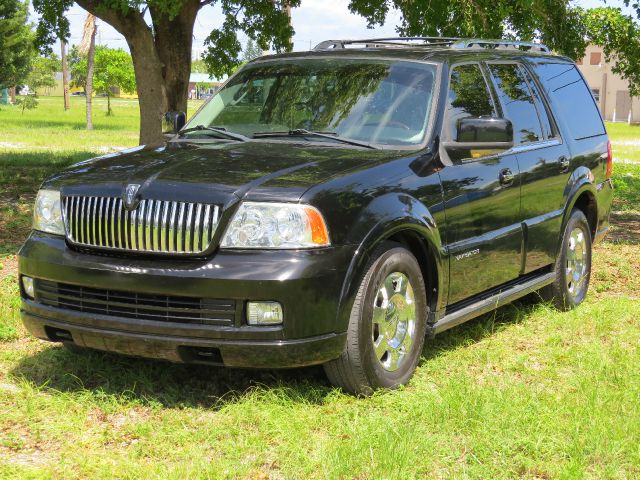 2006 Lincoln Navigator 2WD 4dr V6 SE SUV