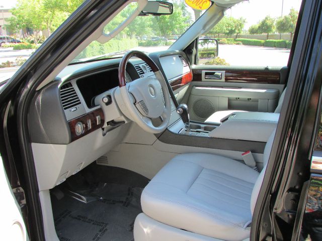 2006 Lincoln Navigator GLS PZEV