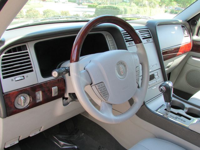 2006 Lincoln Navigator GLS PZEV