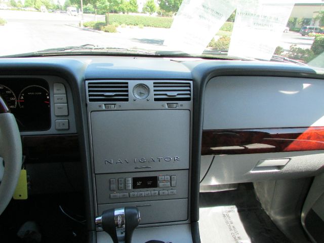 2006 Lincoln Navigator GLS PZEV