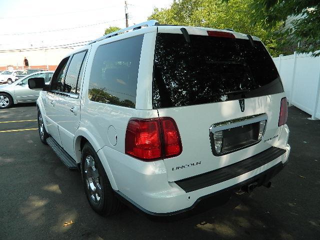 2006 Lincoln Navigator LT DVD 3RD SEAT