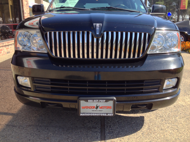 2006 Lincoln Navigator 2WD 4dr V6 SE SUV