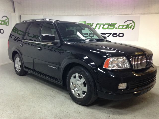 2006 Lincoln Navigator 2WD 4dr V6 SE SUV