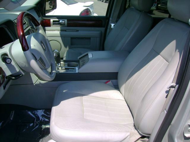 2006 Lincoln Navigator Sport W/navigation