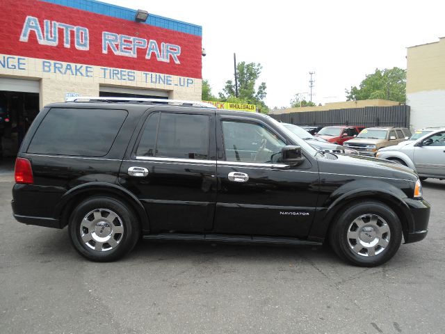 2006 Lincoln Navigator 3.0si Coupe