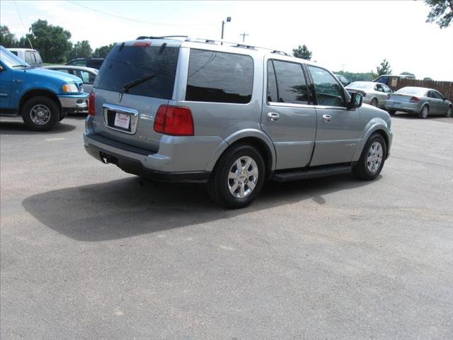 2006 Lincoln Navigator Coupe