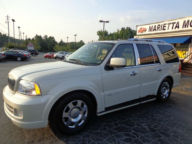 2006 Lincoln Navigator 3.0si Coupe