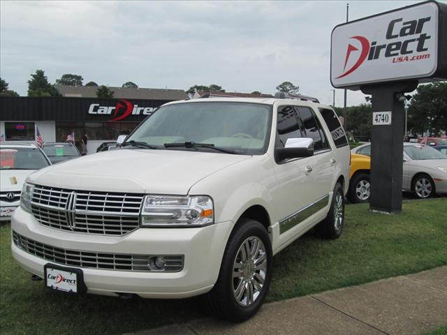 2007 Lincoln Navigator LX FWD Sedan