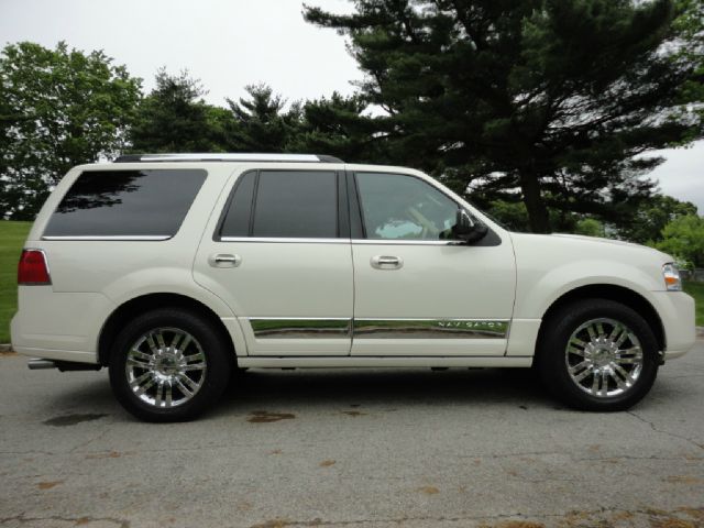 2007 Lincoln Navigator 3.0si Coupe