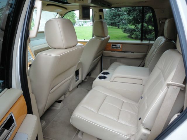 2007 Lincoln Navigator 3.0si Coupe