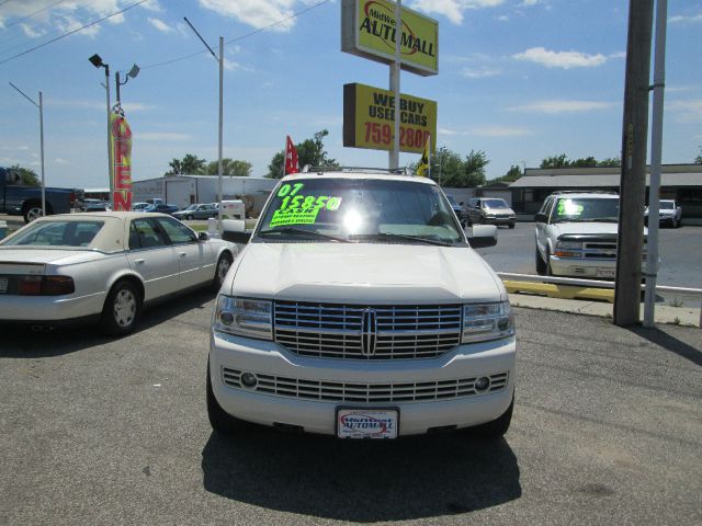 2007 Lincoln Navigator 2WD 4dr V6 SE SUV