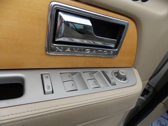 2007 Lincoln Navigator 3.0si Coupe