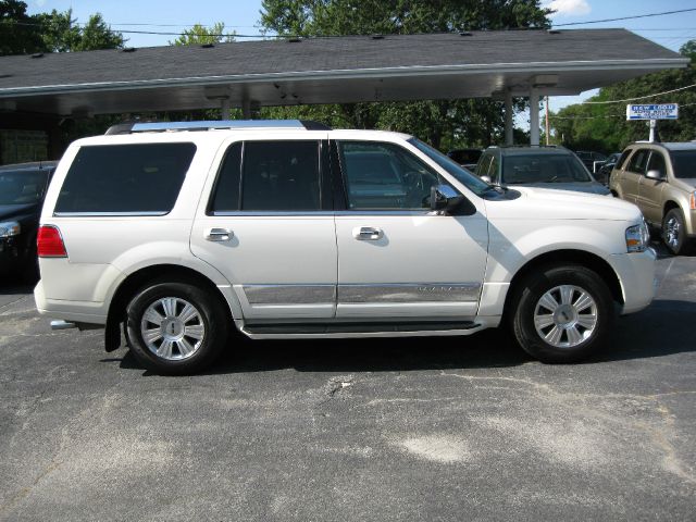 2007 Lincoln Navigator GLS PZEV