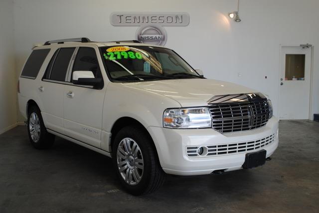 2008 Lincoln Navigator SLT 25