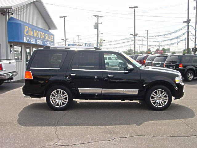 2008 Lincoln Navigator Base