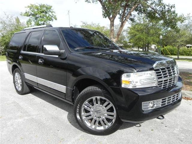 2008 Lincoln Navigator 4WD Crew Cab LE