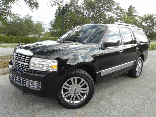 2008 Lincoln Navigator 4WD Crew Cab LE