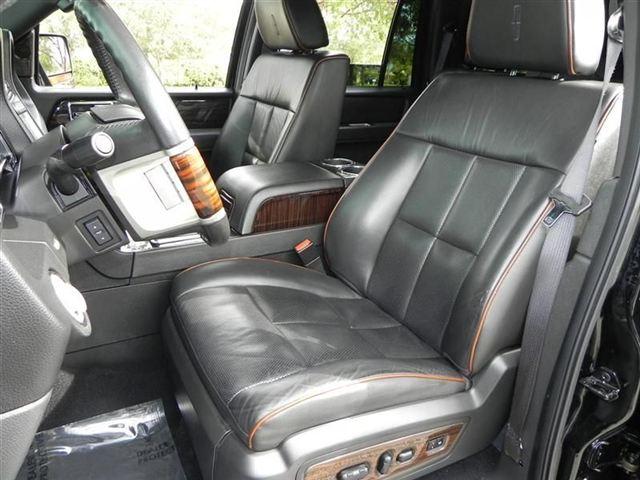 2008 Lincoln Navigator 4WD Crew Cab LE