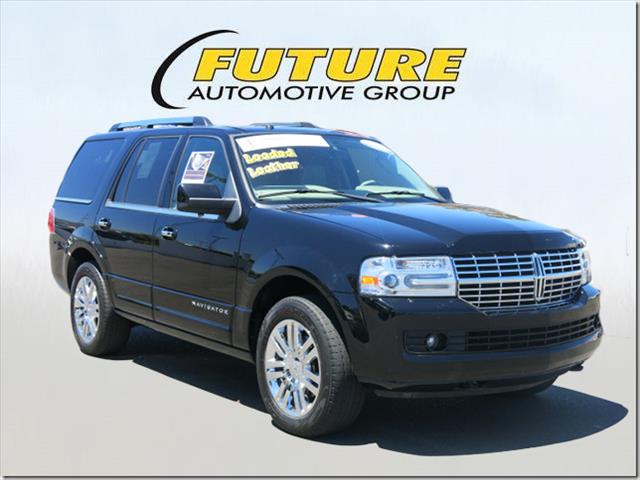 2008 Lincoln Navigator R25