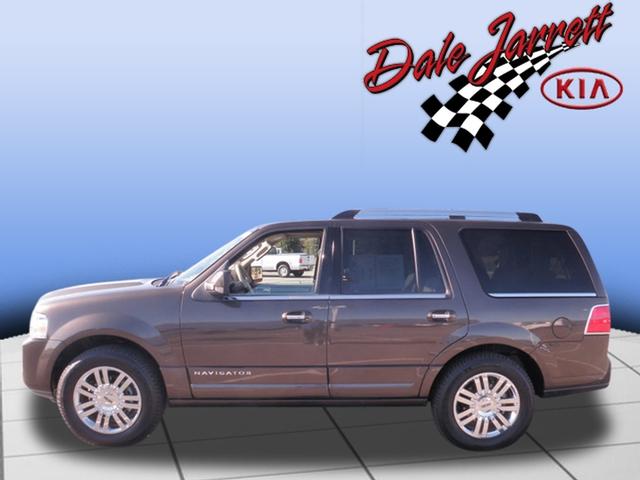 2008 Lincoln Navigator SLT 25