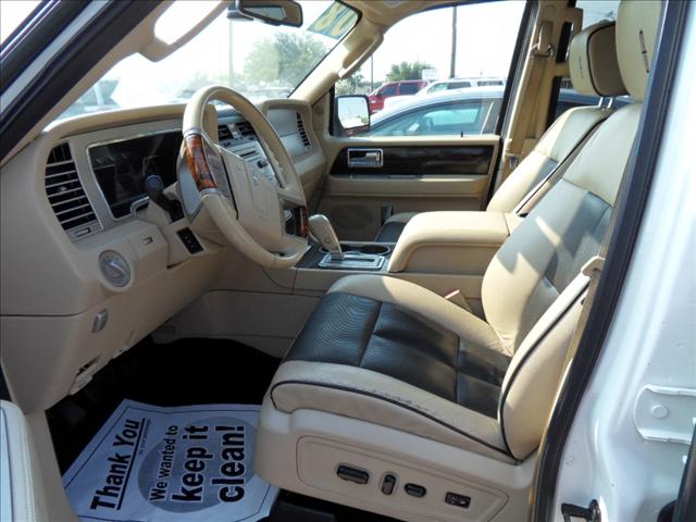 2008 Lincoln Navigator Unknown