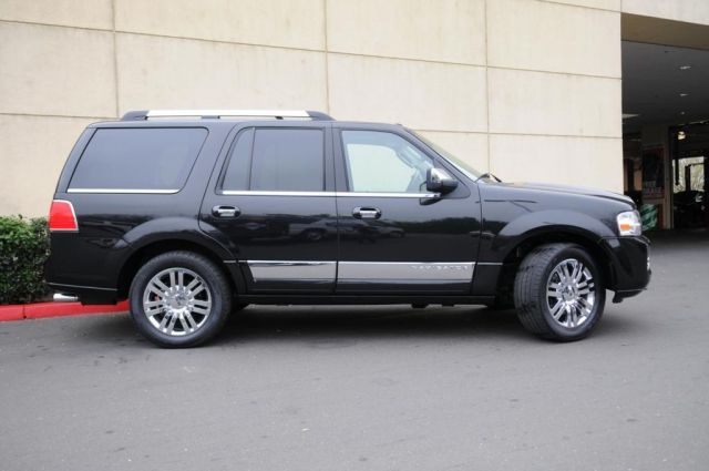 2010 Lincoln Navigator R25