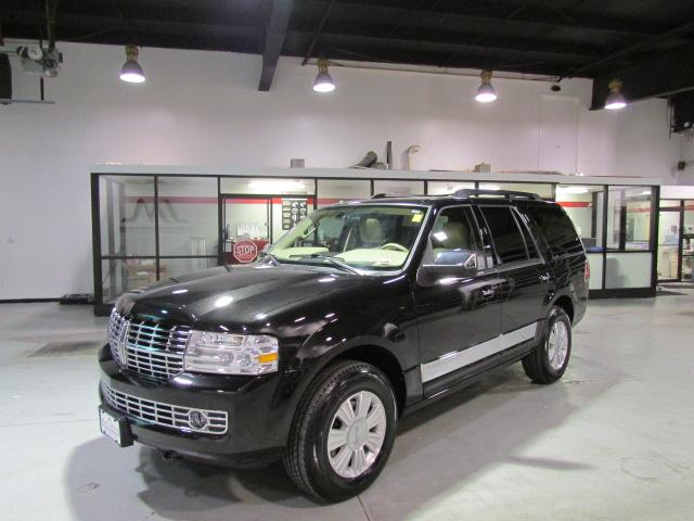 2010 Lincoln Navigator R25