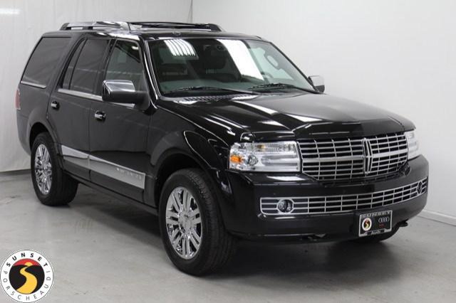 2010 Lincoln Navigator R25