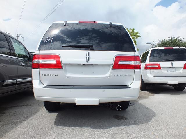 2013 Lincoln Navigator Unknown