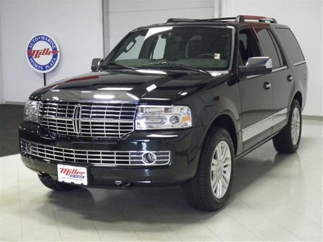 2013 Lincoln Navigator Touring / Signature Editi