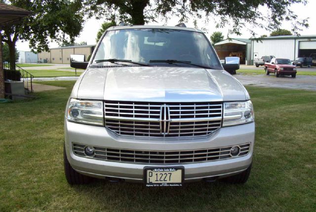 2007 Lincoln Navigator L Ram 3500 Diesel 2-WD