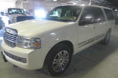 2008 Lincoln Navigator L Ram 3500 Diesel 2-WD