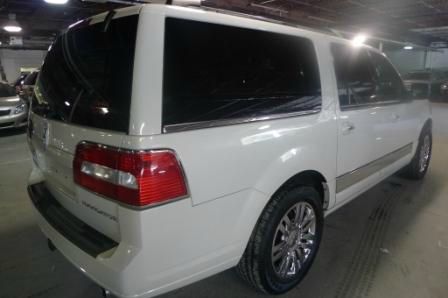 2008 Lincoln Navigator L Ram 3500 Diesel 2-WD