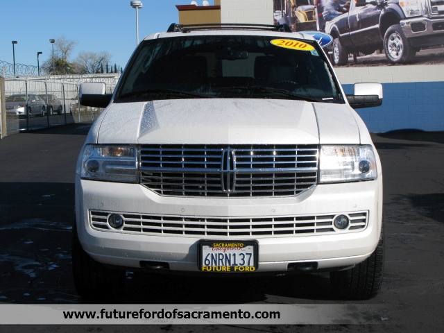 2010 Lincoln Navigator L Base