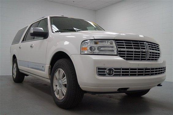 2010 Lincoln Navigator L Base