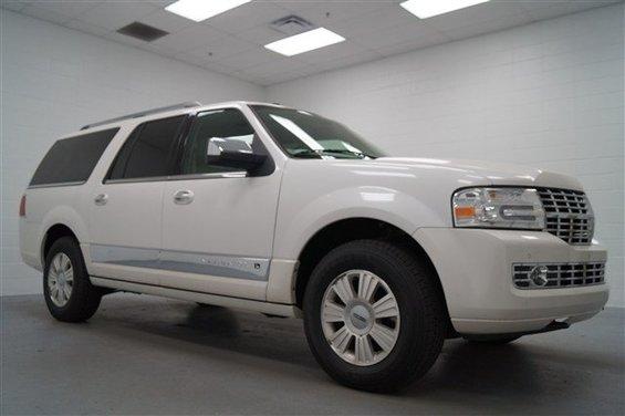 2010 Lincoln Navigator L Base