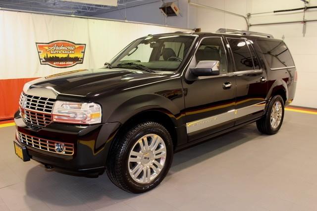 2011 Lincoln Navigator L Unknown