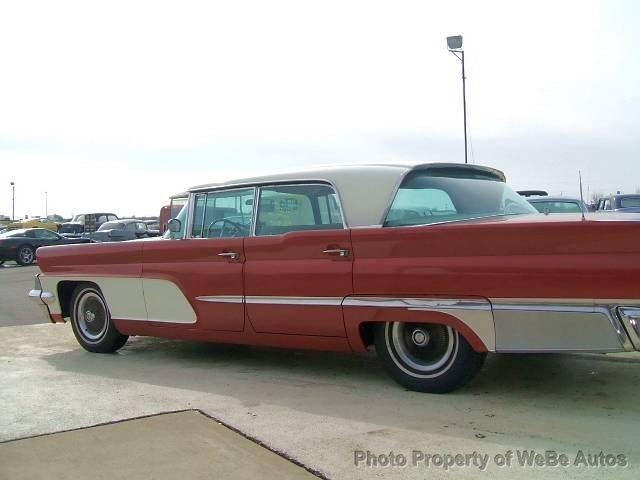 1959 Lincoln Primeier 1995 Pontiac