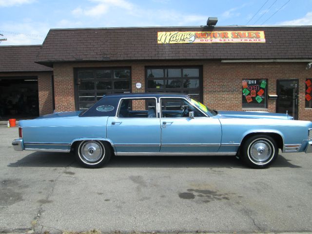 1978 Lincoln Town Car Stow N Go Van