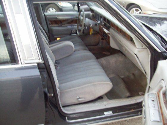 1984 Lincoln Town Car Base