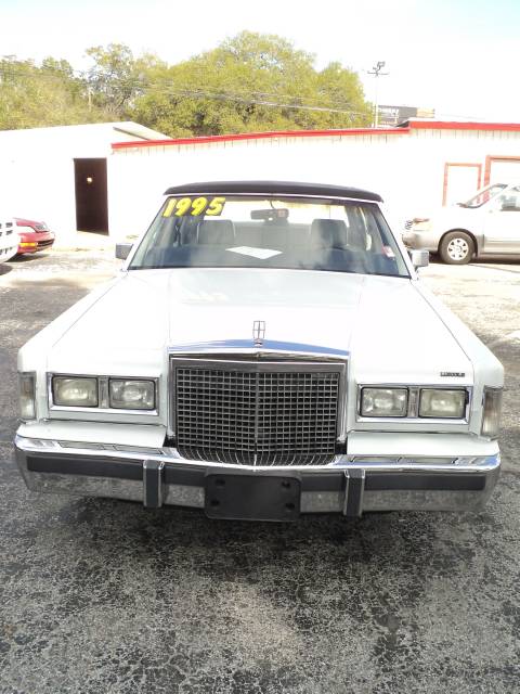 1987 Lincoln Town Car Unknown