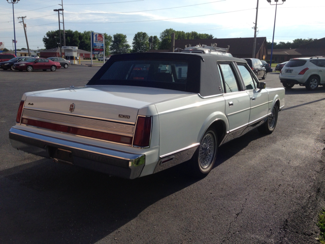 1989 Lincoln Town Car DOWN 4.9 WAC