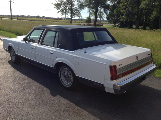 1989 Lincoln Town Car DOWN 4.9 WAC