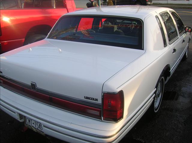 1991 Lincoln Town Car DOWN 4.9 WAC