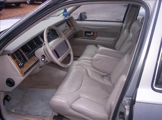 1991 Lincoln Town Car DOWN 4.9 WAC