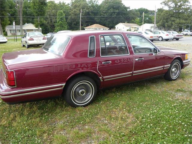 1992 Lincoln Town Car Unknown